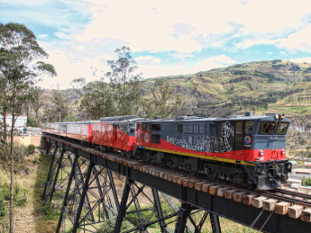 El Crucero, Equateur, Grands Trains du Monde